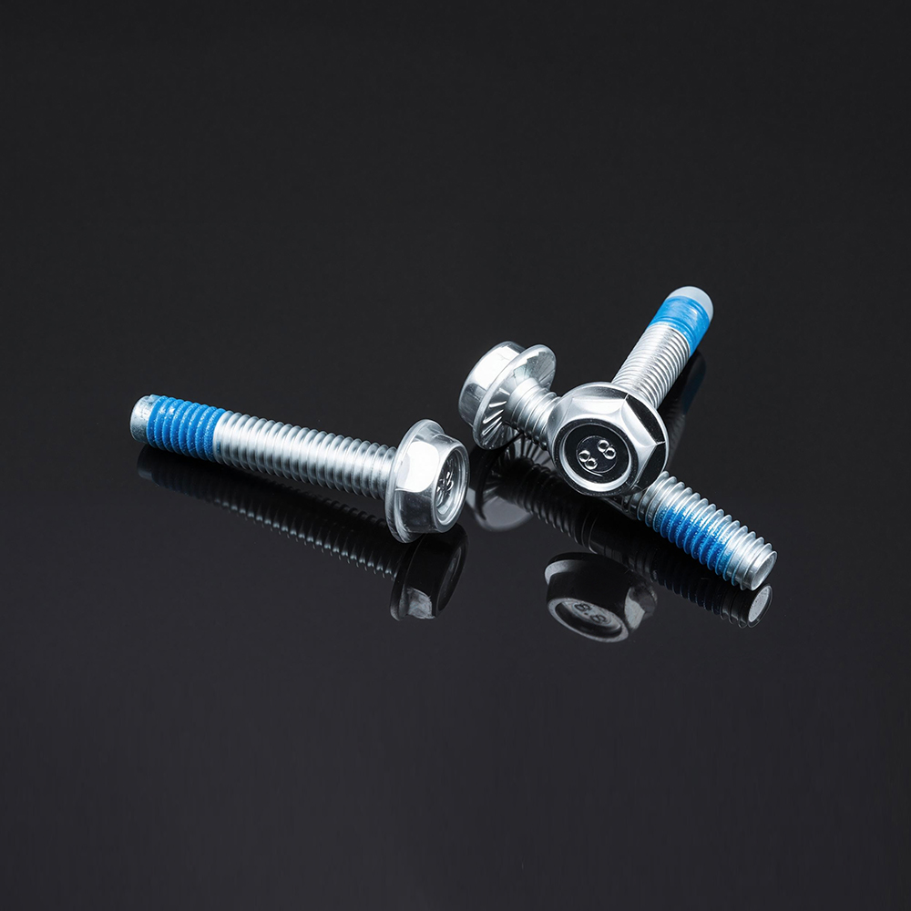 Hex Flange Bolt With Serration